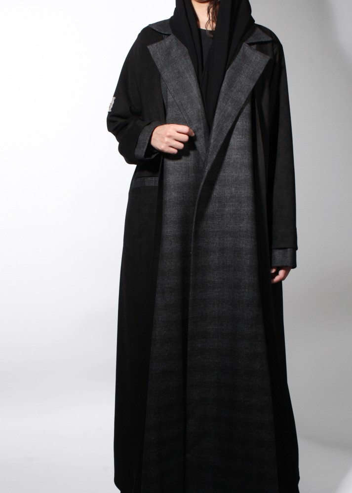 Wavy broadcloth abaya - multi-colored