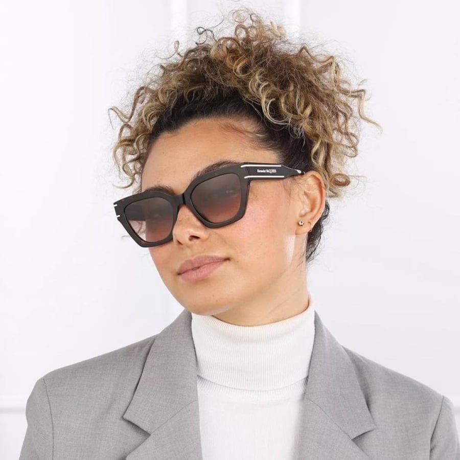 نظارة الكسندر ماكوين