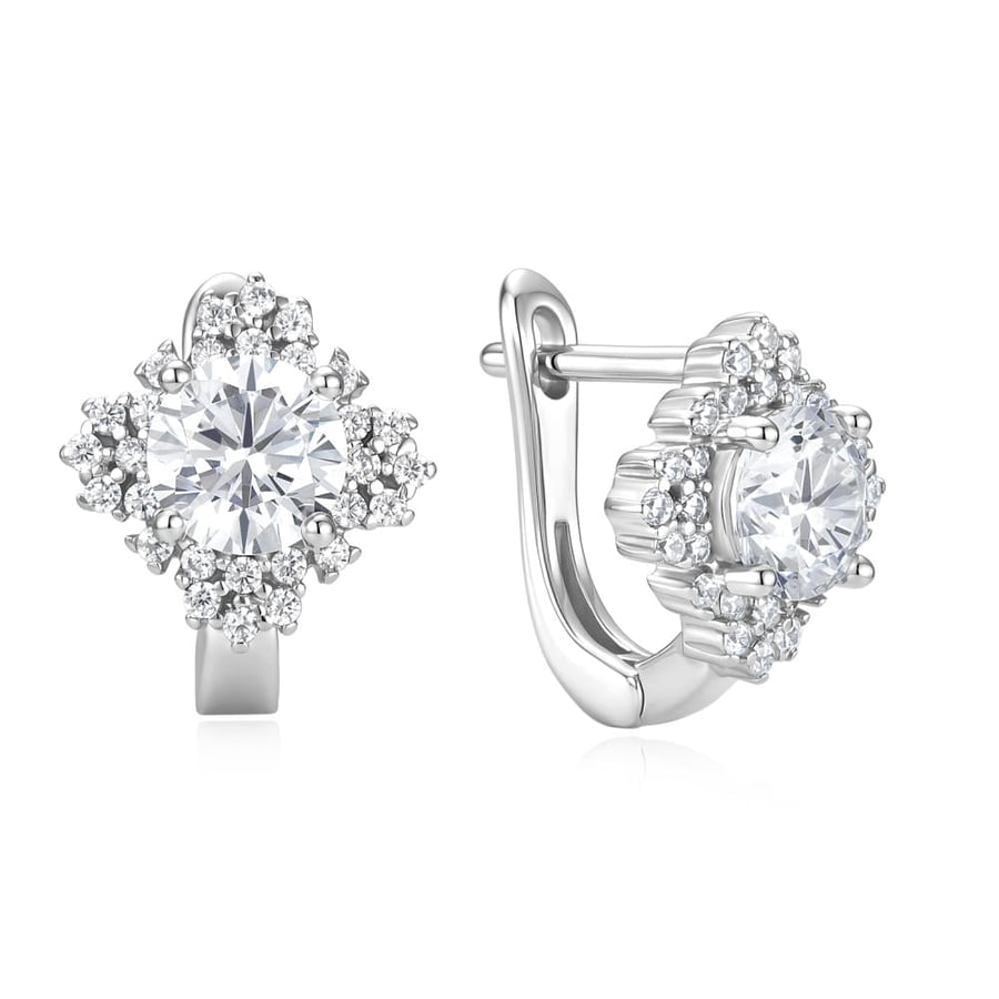 925 sterling Grove silver pendant set with a flower design, studded with zircon.