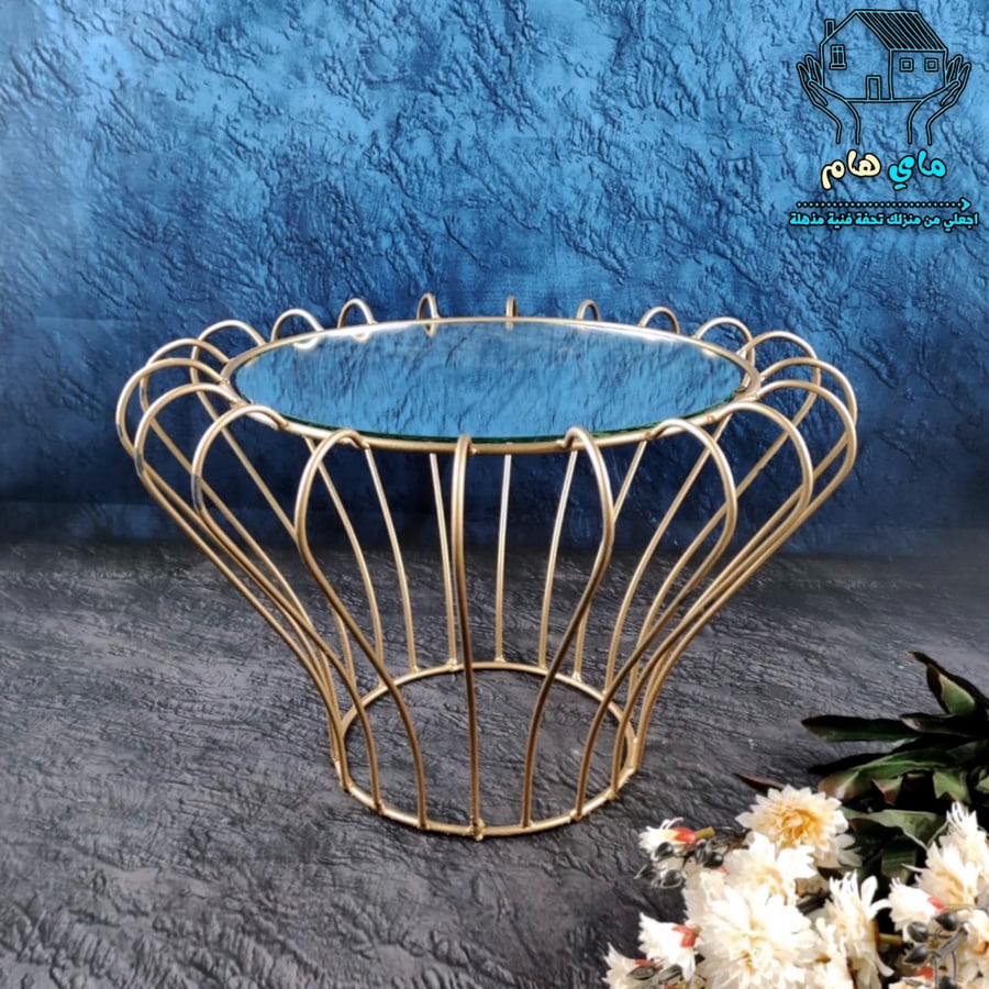 صينية تقديم مراية للمناسبات، حجم كبير للحلويات والمعجنات وغيرها، حديد ذهبي مقاس 29x29 سم وارتفاع 14 سم