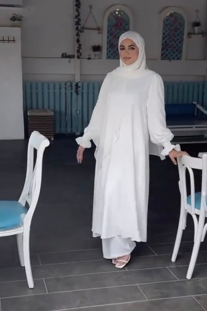 عباية الحج ٣ قطع تشمل قميص وسروال