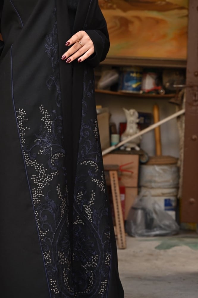 عباية سوداء مطرزة-0568