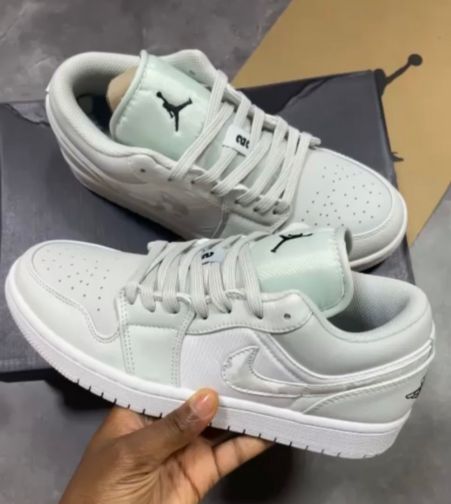 Jordan 1 Low White Camo