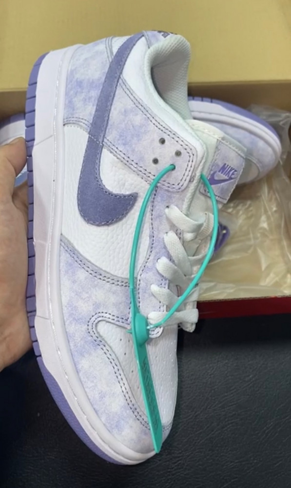 Dunk Low Purple Pulse