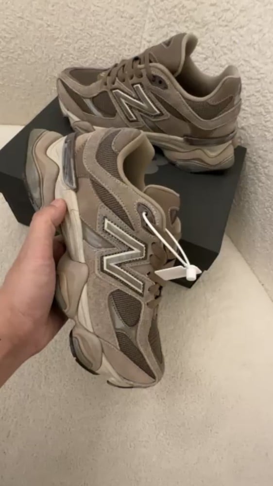 New Balance 9060 "Mushroom Brown"