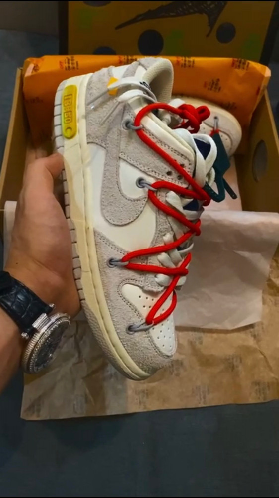Off-White x Dunk Low 'Lot 13 of 50'