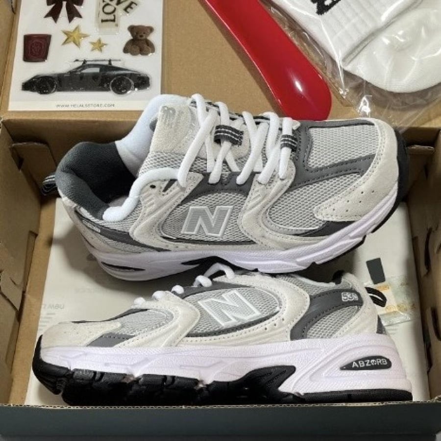 New Balance 530 low-top sneakers