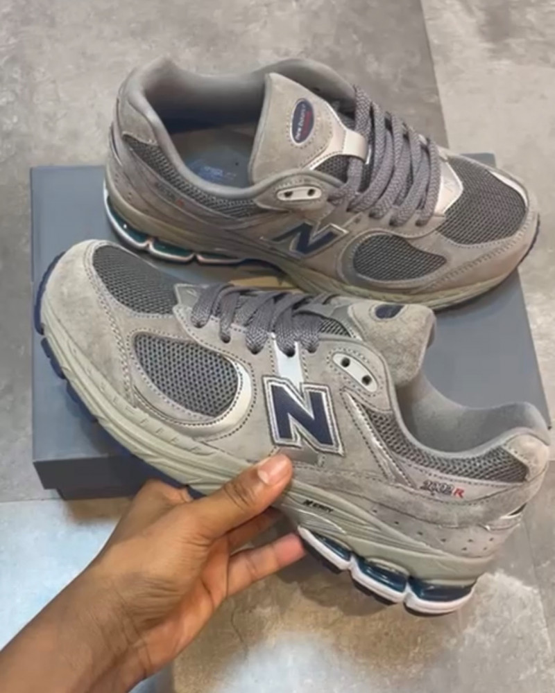 New Balance Ml2002RA "Light Grey"