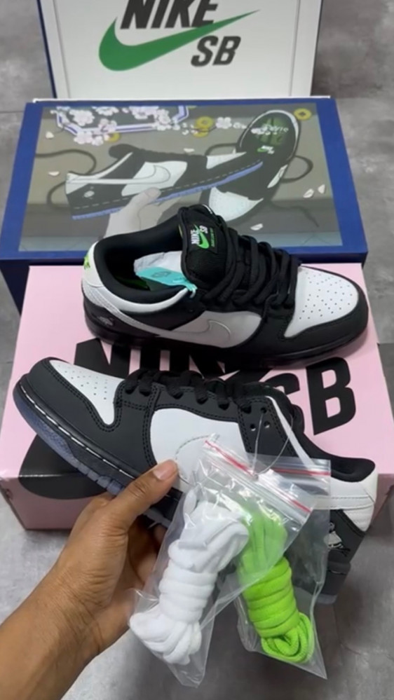 Nike SB Dunk Low Pro OG QS "Panda Pigeon"