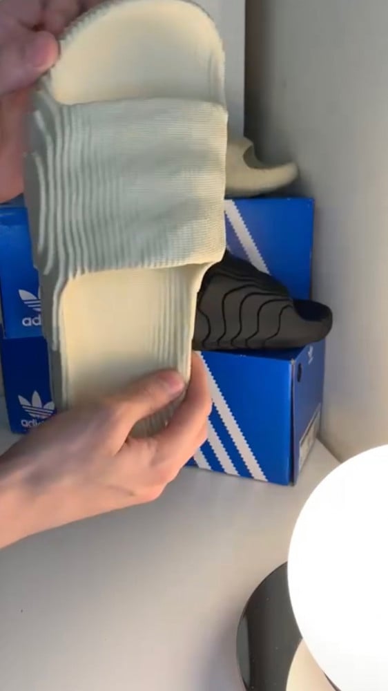 adidas Adilette 22 Slides Grey/Beige