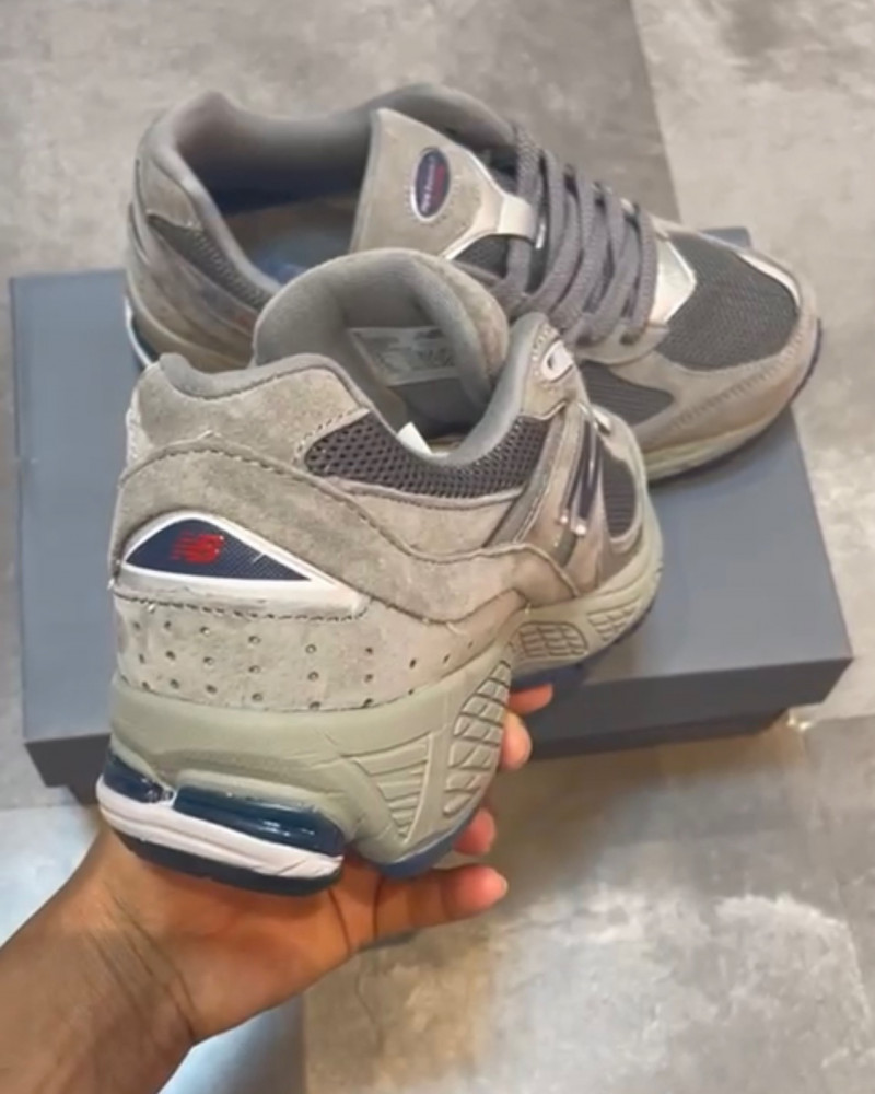 New Balance Ml2002RA "Light Grey"