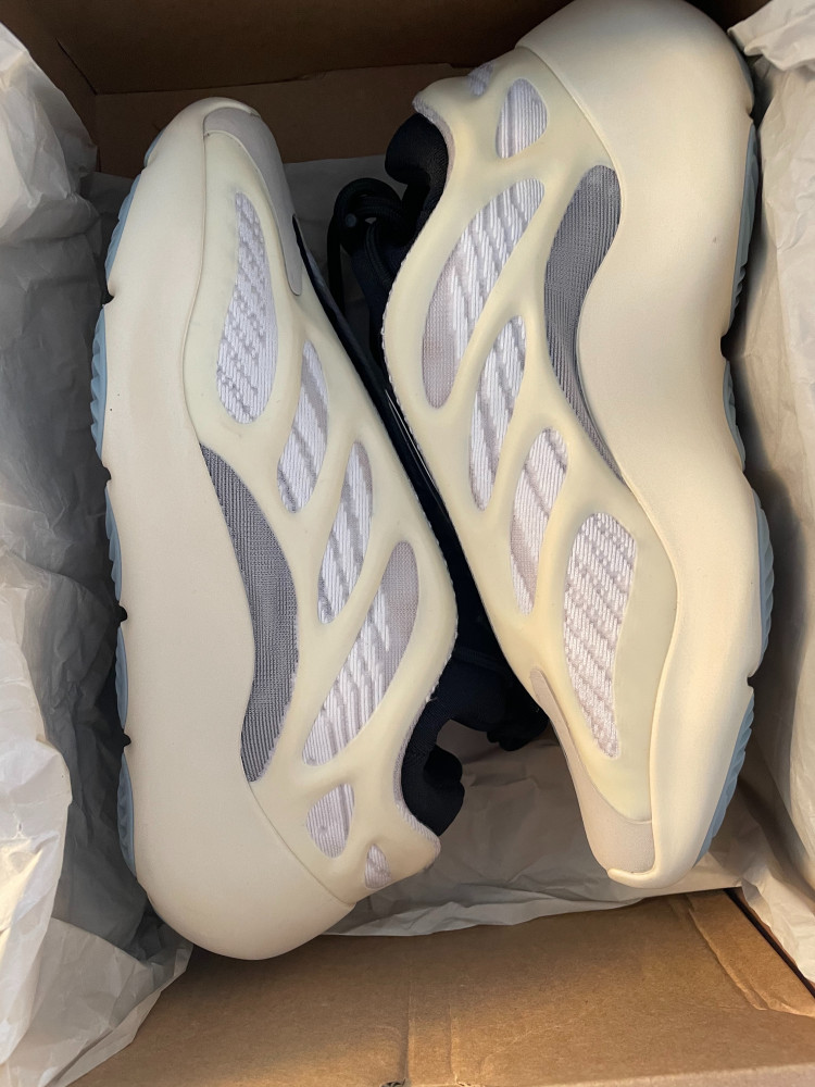 Adidas Yeezy 700 V3 'Azael' Azael/Azael/Azael