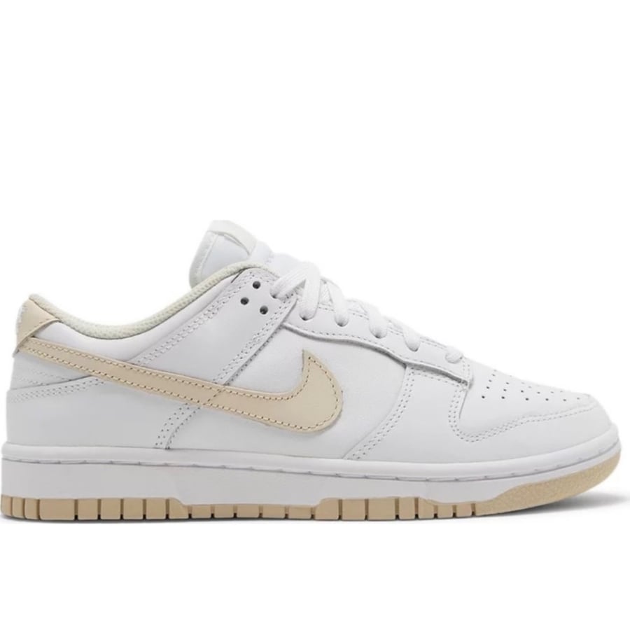 Dunk Low 'White Pearl'