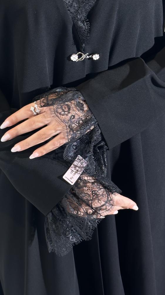 عباية قصة كلوش نوع الخام كريب