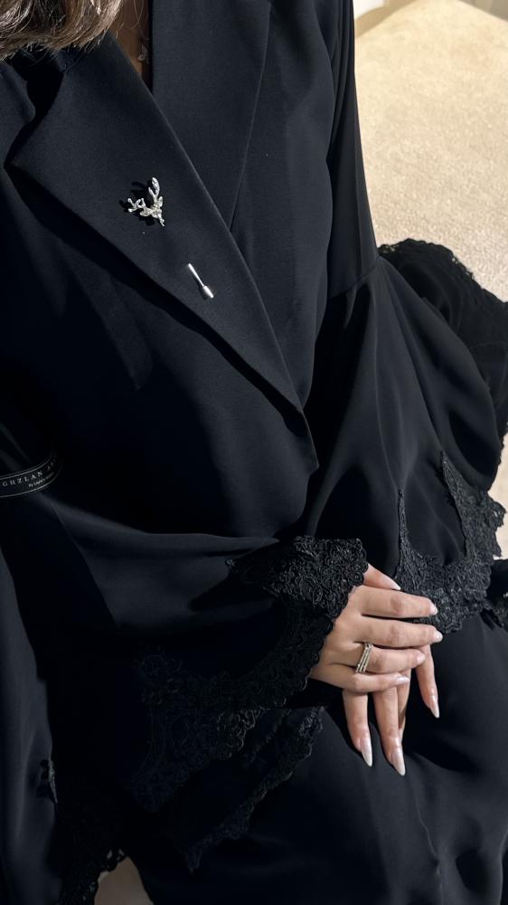 عباية بايزر قصة كلوش   مع اكمام كلوش