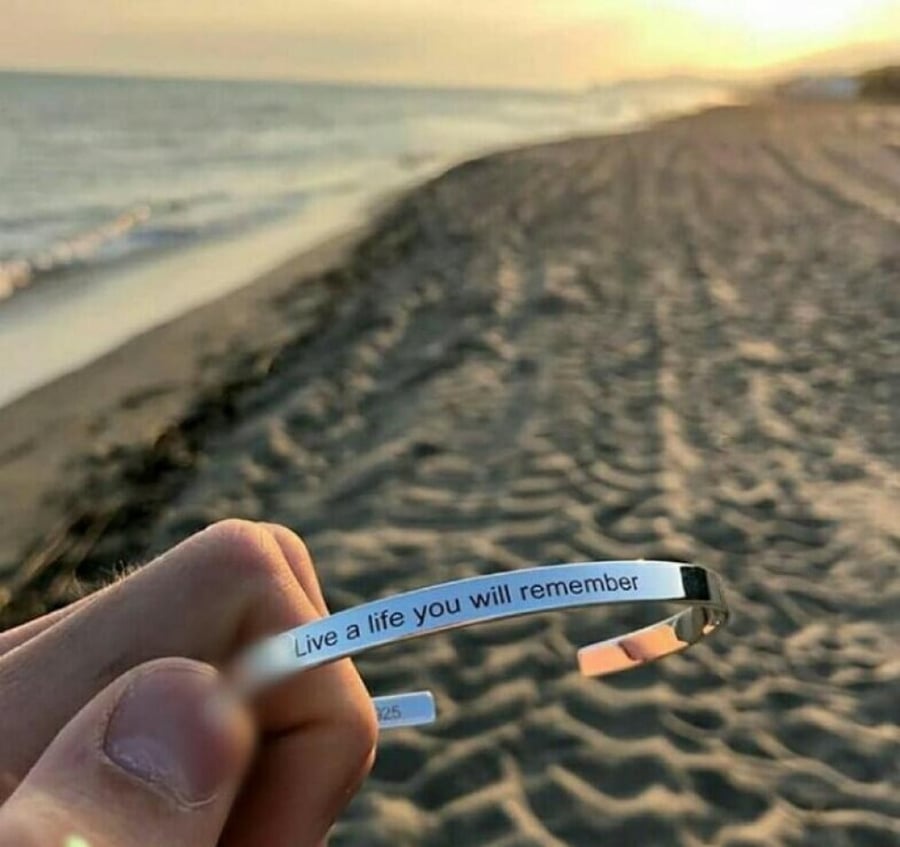 Bracelets with the name or phrase upon request - Oudah Store