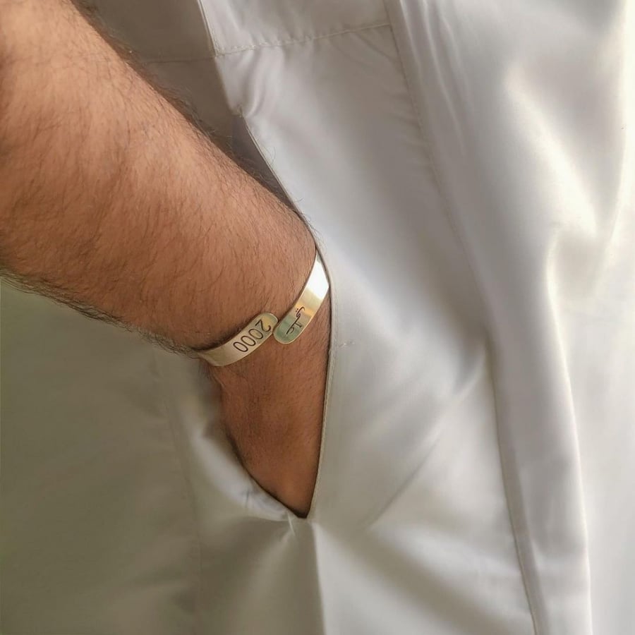اساور رجالي ونسائي بالاسم والتاريخ -