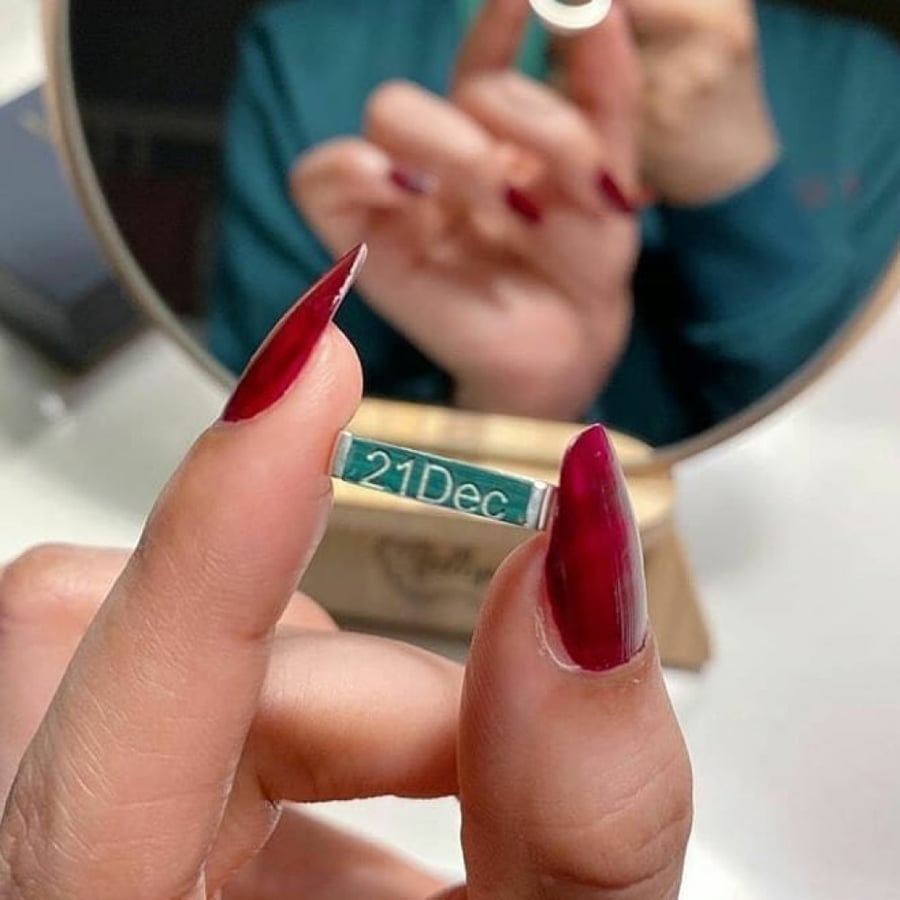 Royal silver ring with a modern and unique design - Oudah Store
