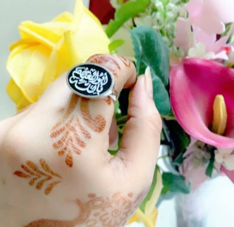 Royal silver ring, elegant design that suits you