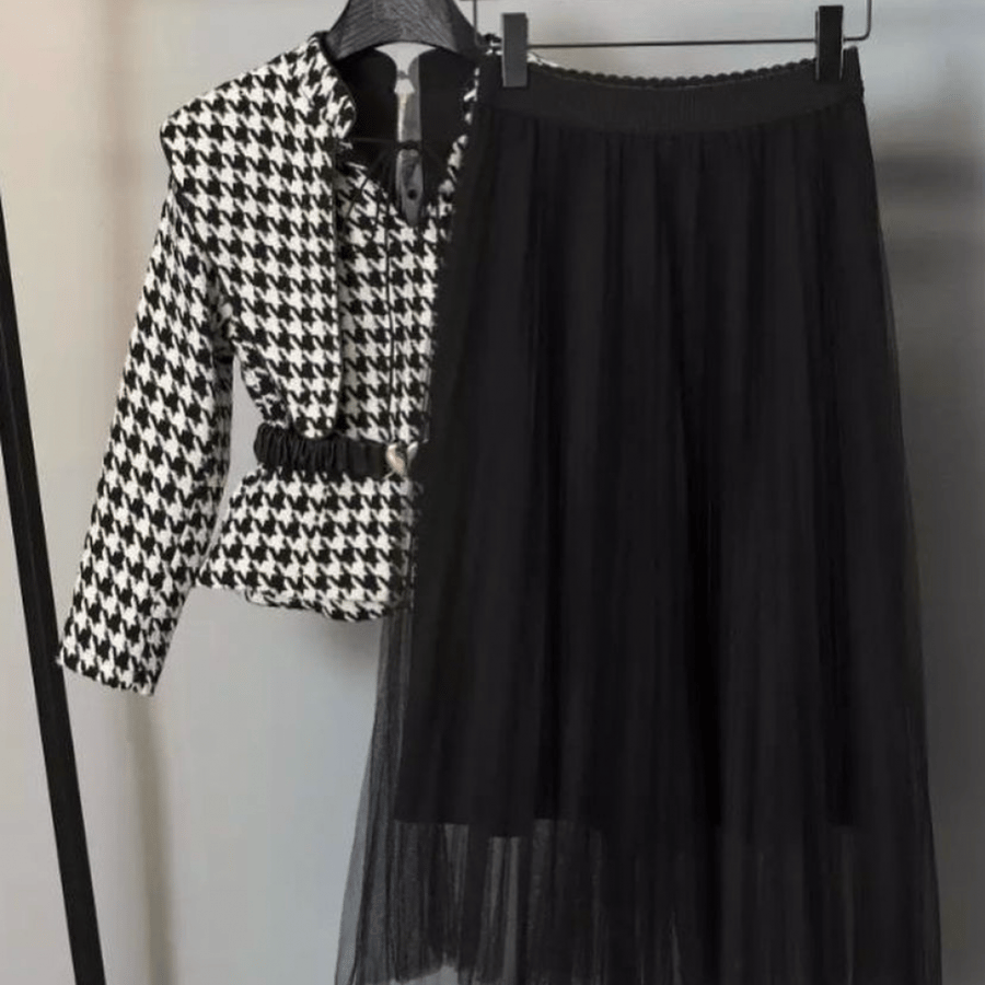 French blazer with pleats, jacket, and belt