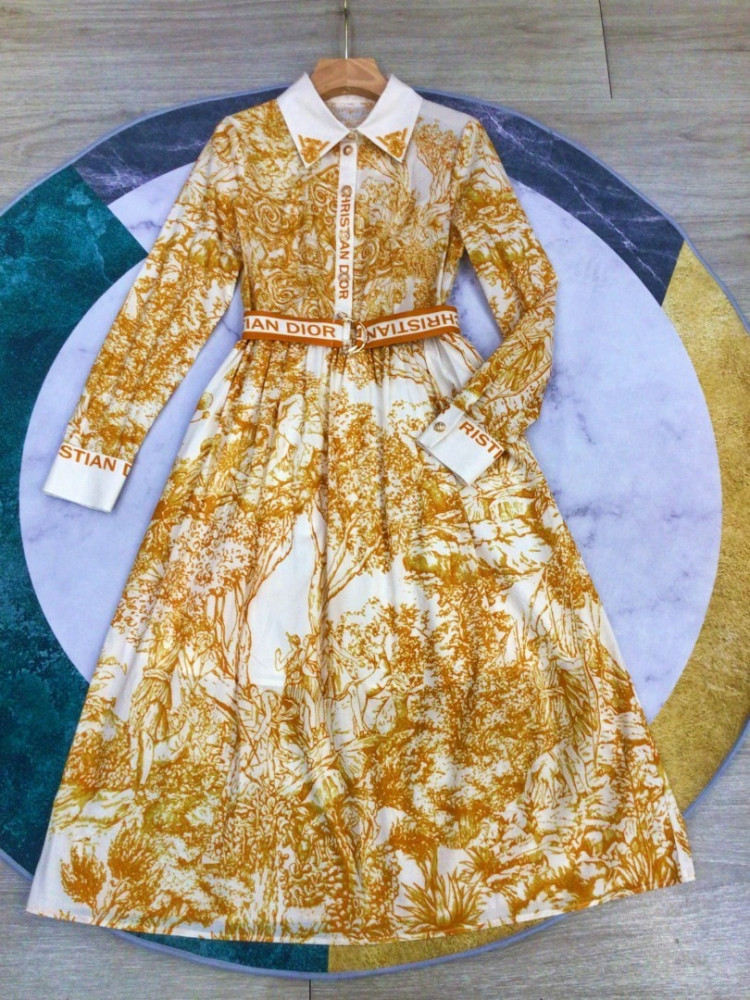 فستان Dior