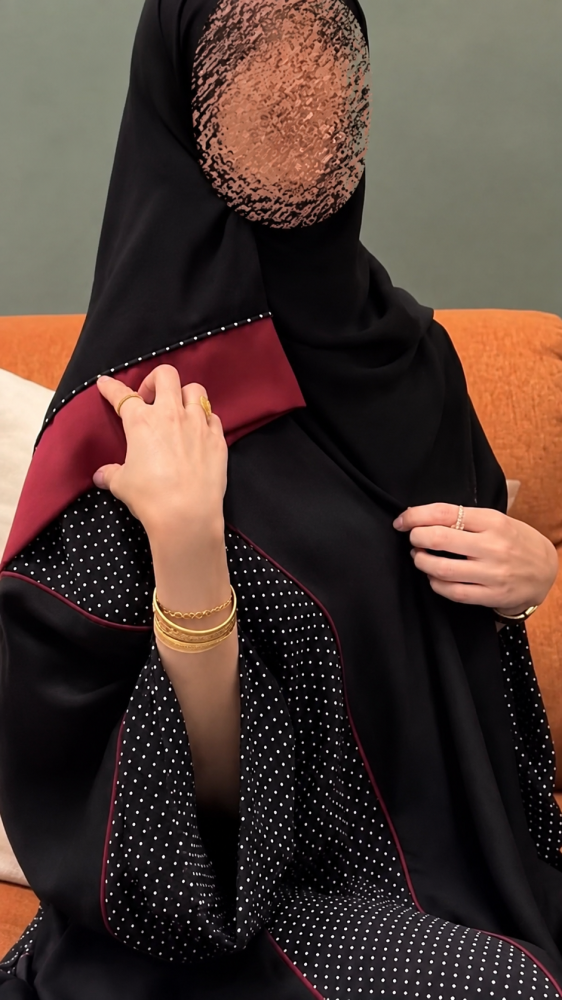 عباية منقط