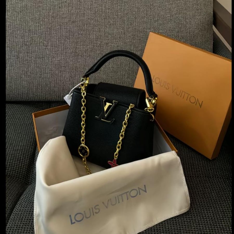 شنطة LV الأسود