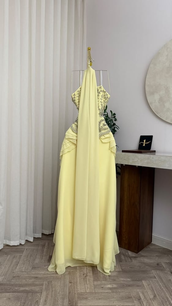 فستان سهره  نوع القماش : شيفون مع بطانه باربي    المقاسات بالرقم. 2 3 4 5 6 7  المقاسات بالحرف M L XL XXL XXXL XXXXL