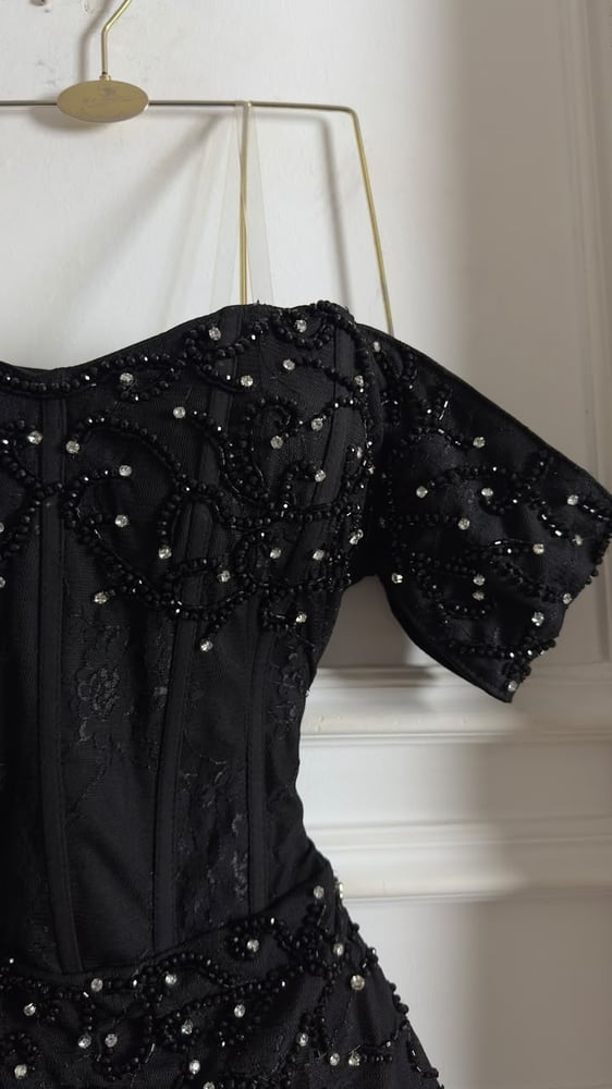 فستان سهره المقاسات بالأرقام | 6-8-10-12-14 بالحروف S-M-L-XL-XXL  القماش|باربي +دانتيل +تطريز يدوي +هدب لمعه
