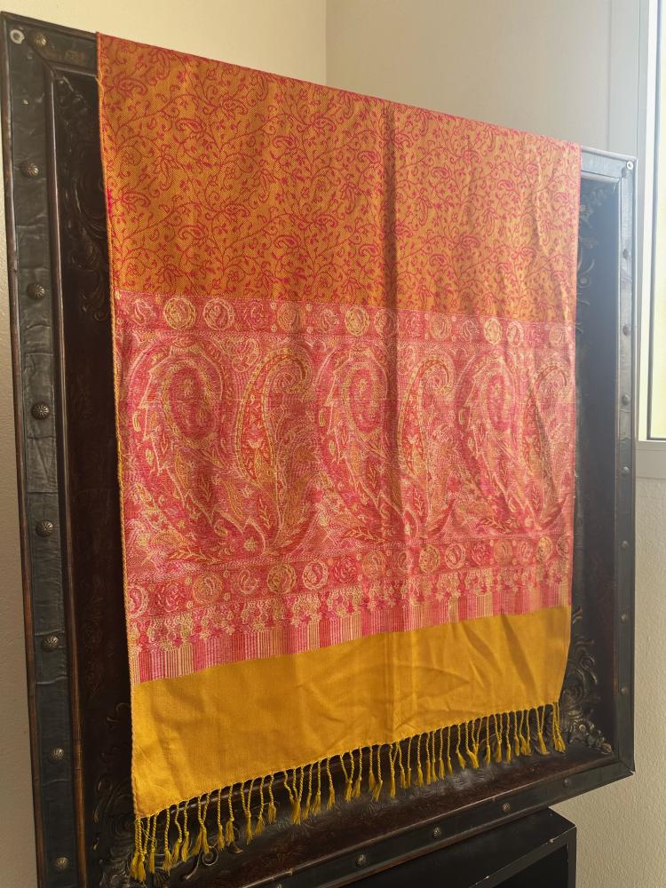 Kashmiri shawl