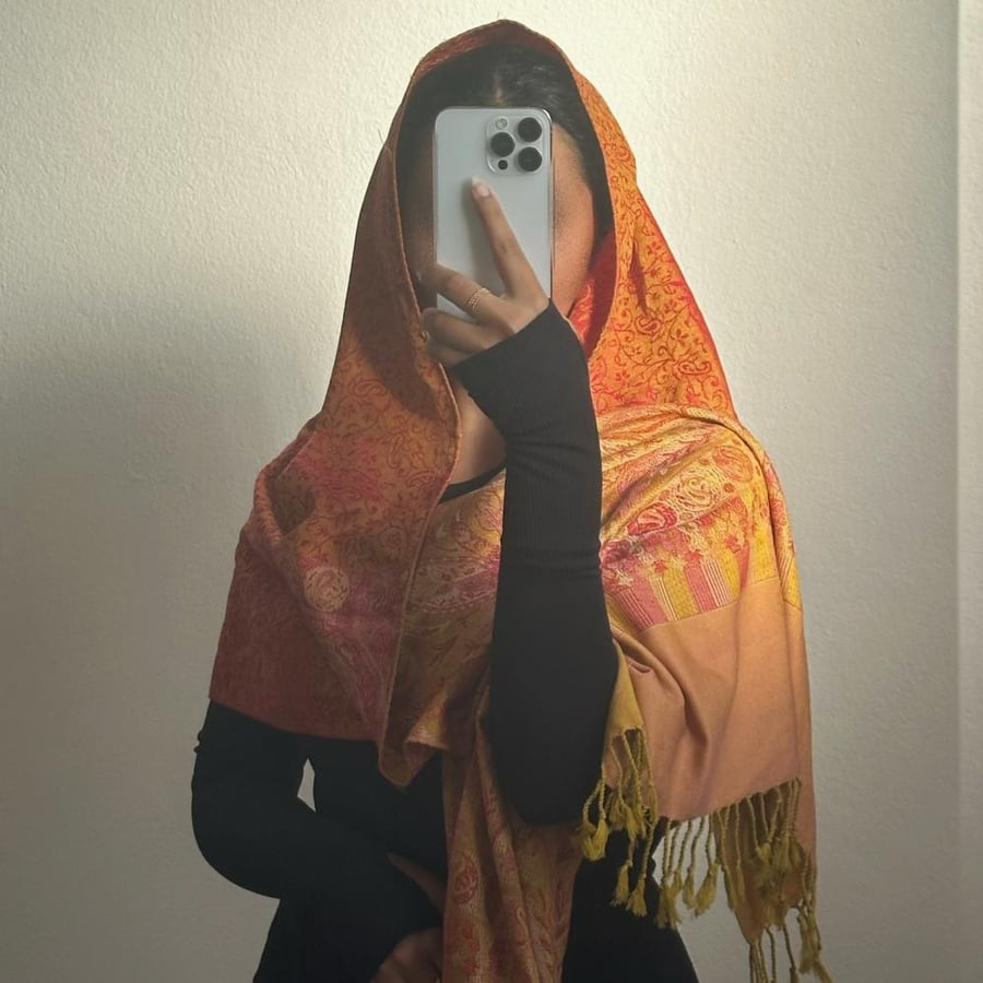 Kashmiri shawl