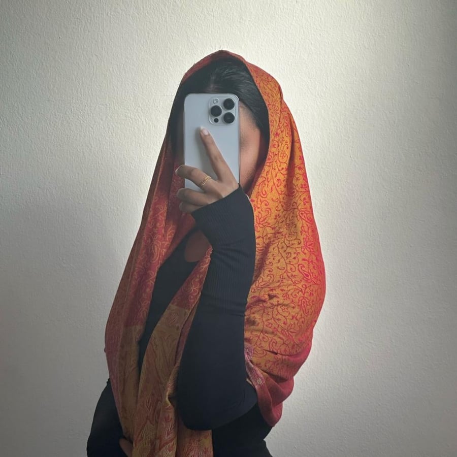 Kashmiri shawl