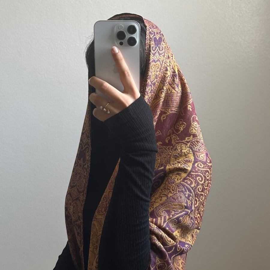 Kashmiri shawl
