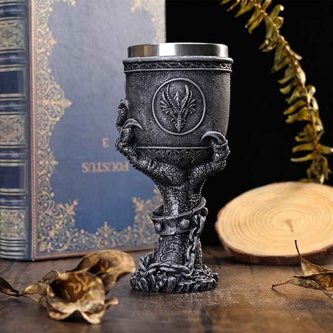 كاس مخلب التنين الرصاصي - Grey Dragon claw Chalice