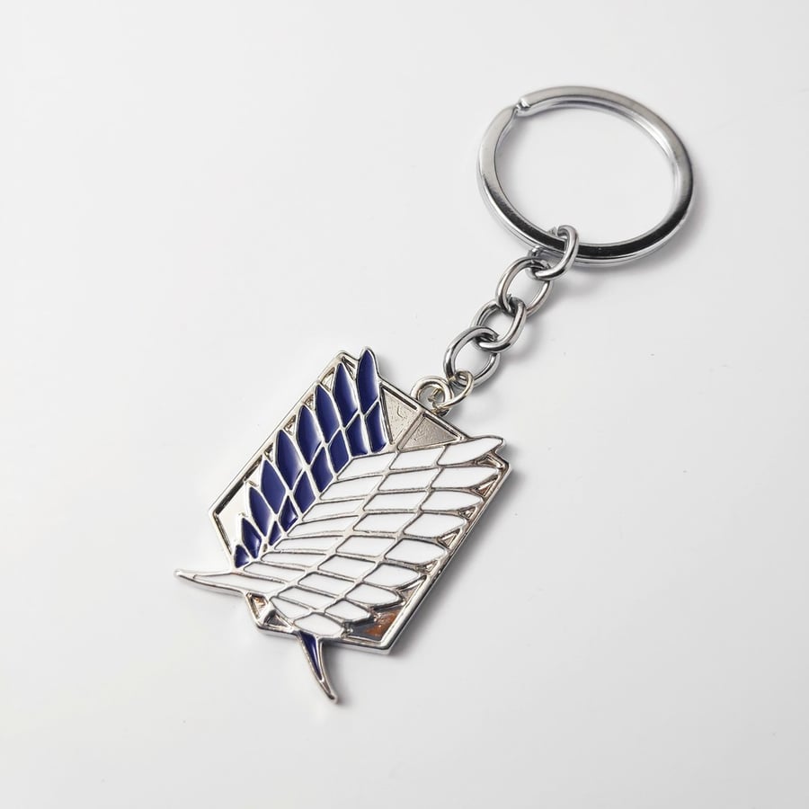 ميدالية هجوم العمالقة - attack on Titan keychain