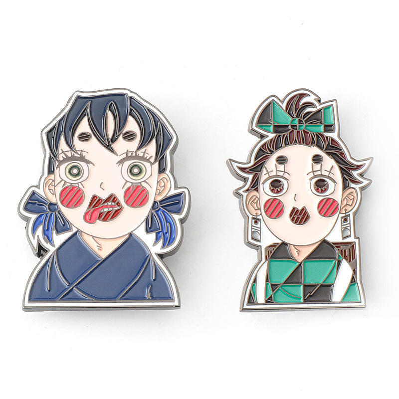 بروش قاتل الشياطين - Demon Slayer Brooch