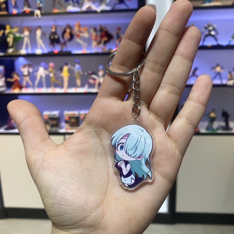 ميدالية اليزابيث - Elizabeth keychain