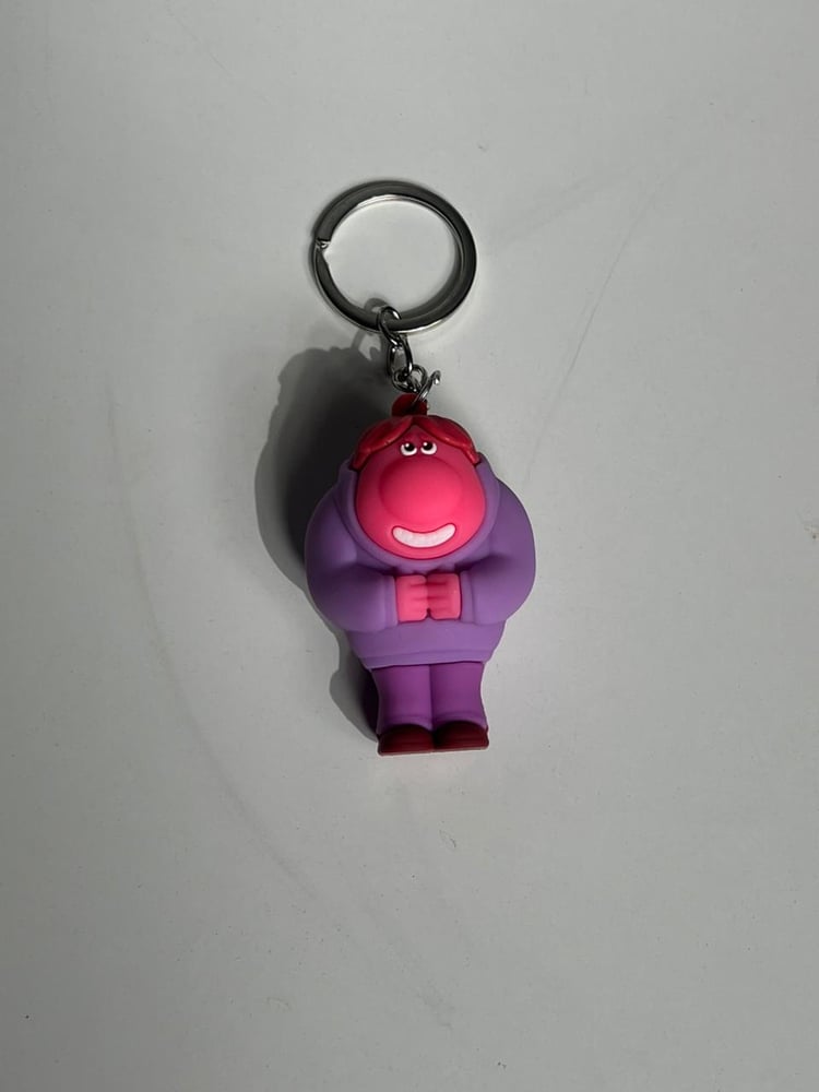 ميدالية إنسايد أوت - Inside out Keychain