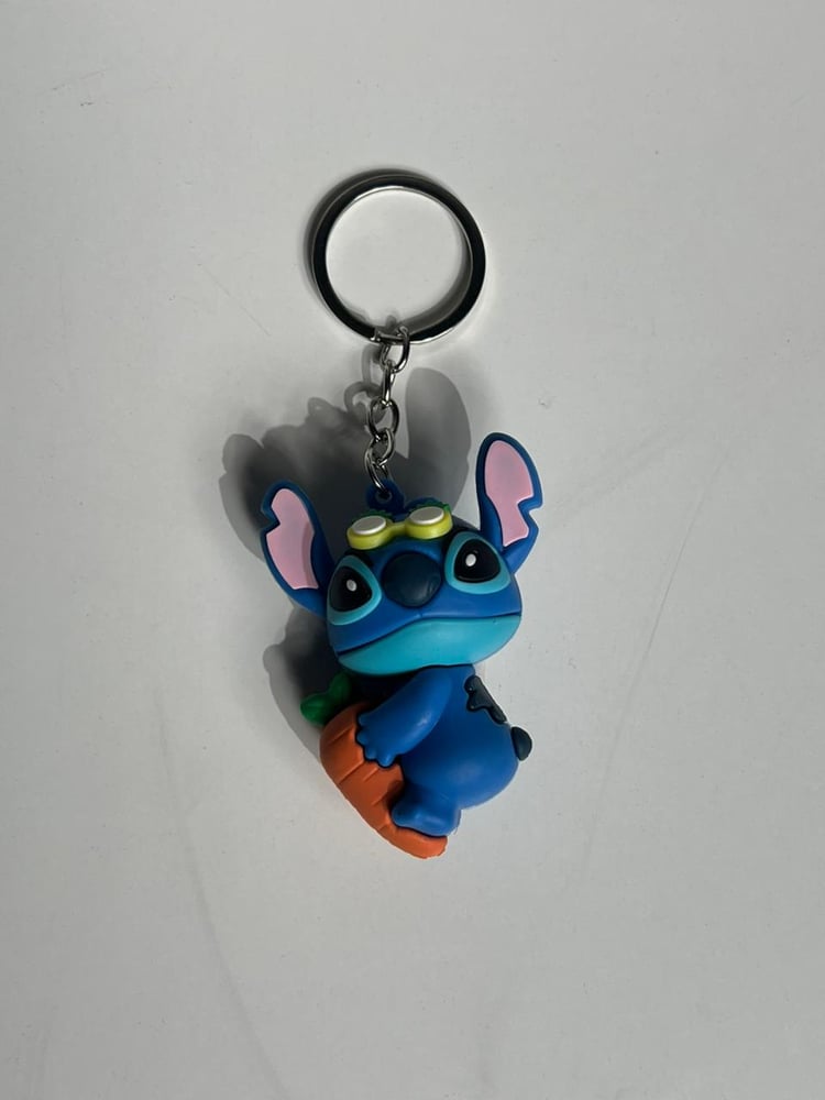 ميدالية ستيتش *- stitch Keychain