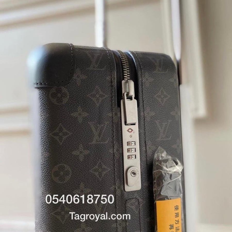 Louis Vuitton travel bag master