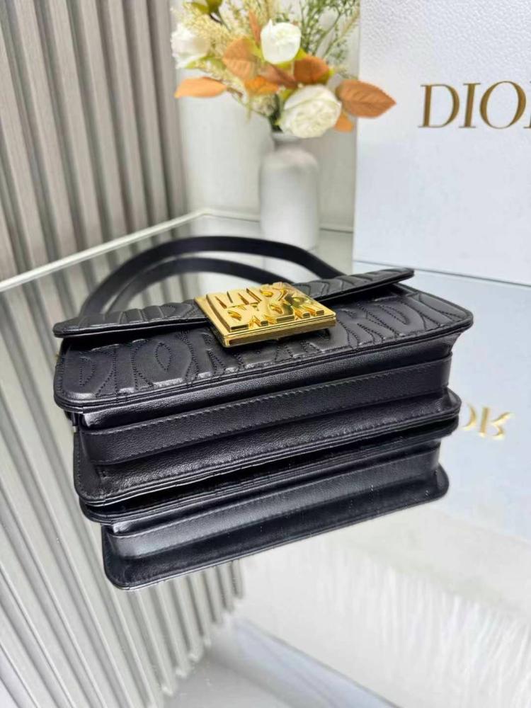 حقيبة CD جلد miss Dior