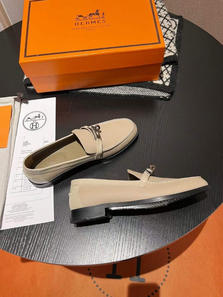 Loafer shoe Hermes formal practical