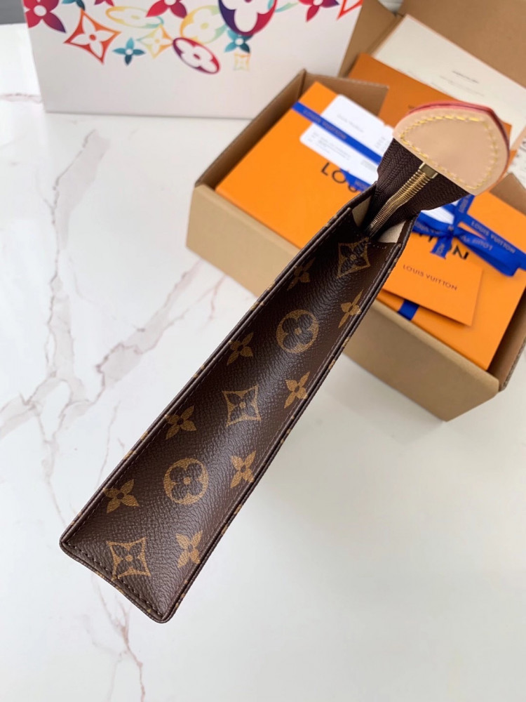 باوتش LV  POCHETTE بني