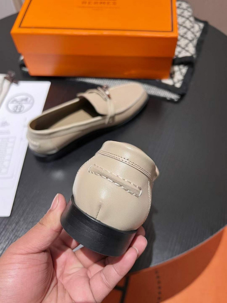 Loafer shoe Hermes formal practical
