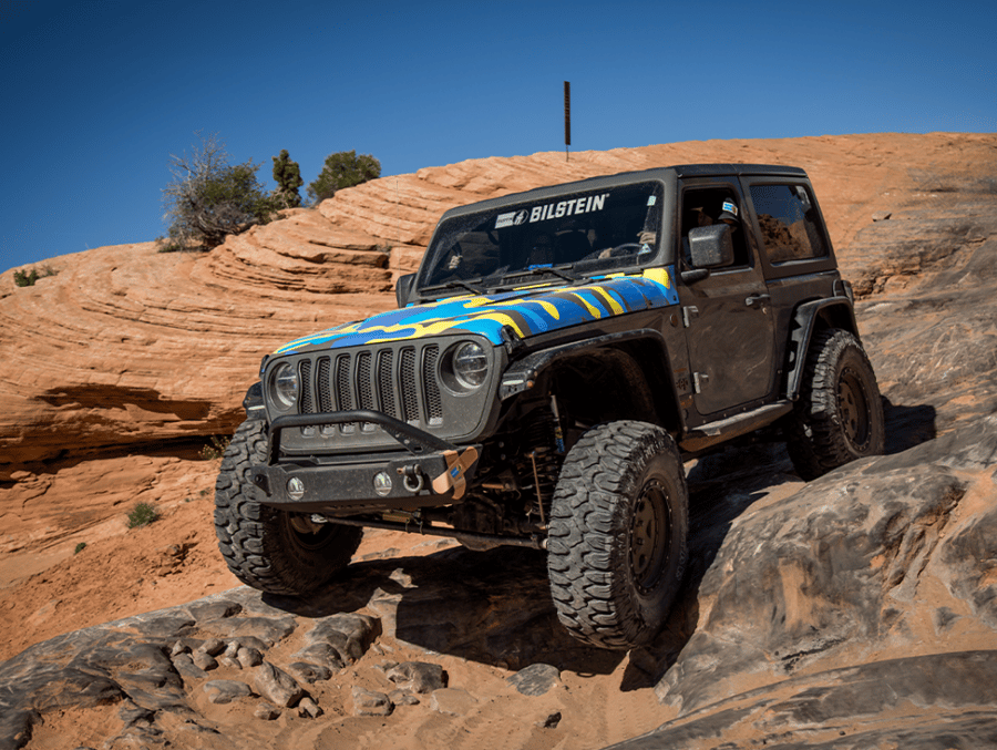 طقم مساعدات امامية OFF ROAD دورانجو , قراند شروكي من 2011 الى 2015 اصلي B6 من بليستين BILSTEIN شامل الشحن