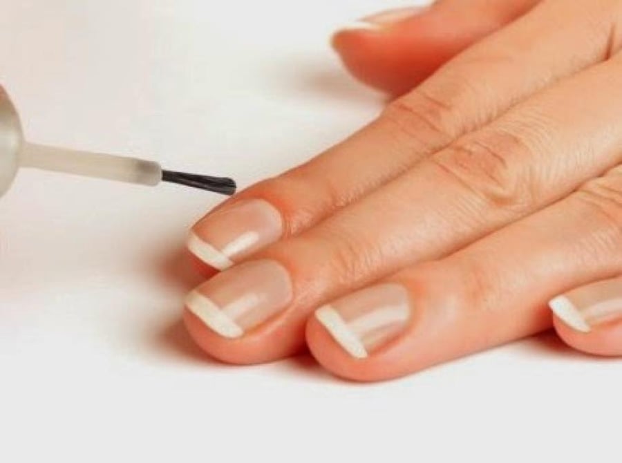 Normal French manicure