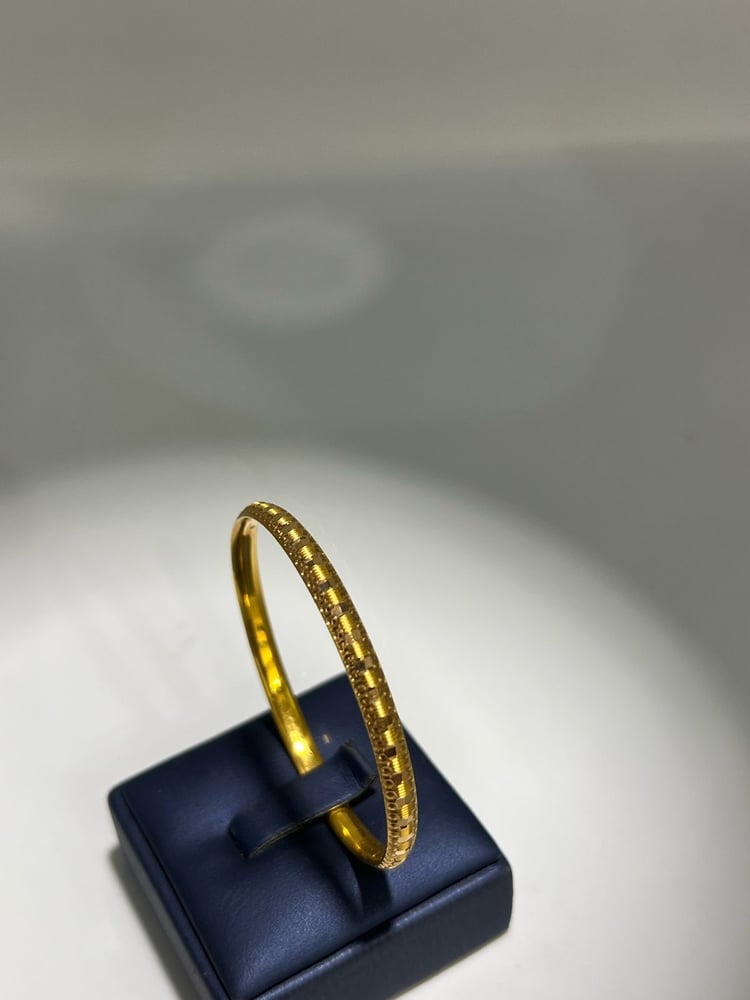 Children's gold earrings, 21 karat, luxurious and elegant, size 12, price per piece, gate 4
