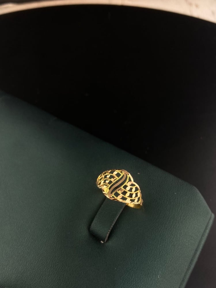 Gold Olive Branch Ring 21 karat luxurious and elegant size 15 Gate 4
