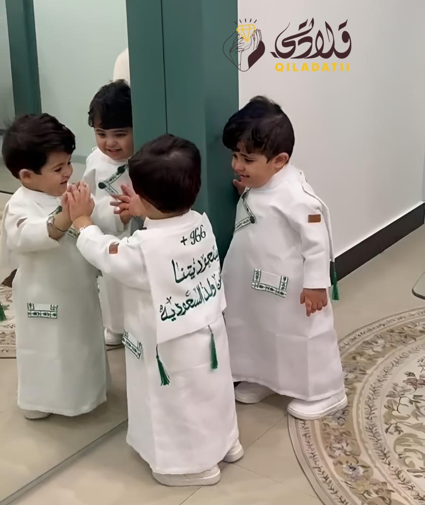 دقلة اليوم الوطني للأطفال من الكتان
