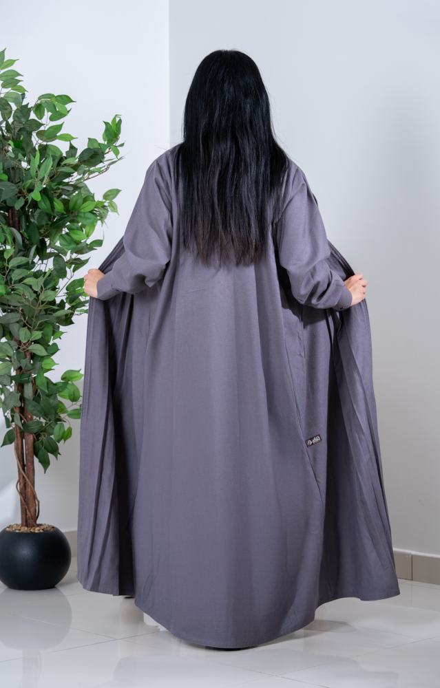 عباية رماد الشتاء